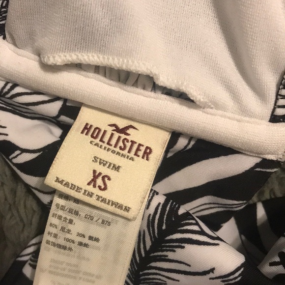 Hollister bandeau bikini top - Picture 3 of 3